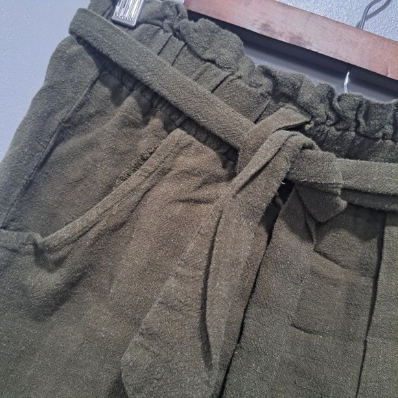 Aeropostale Womens Olive Green Paperbag Waist Linen Blend Shorts Size M RN154379 - Picture 4 of 5